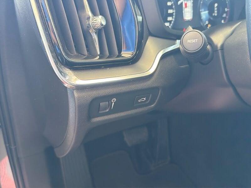 Volvo V60 D3 Geartronic Momentum