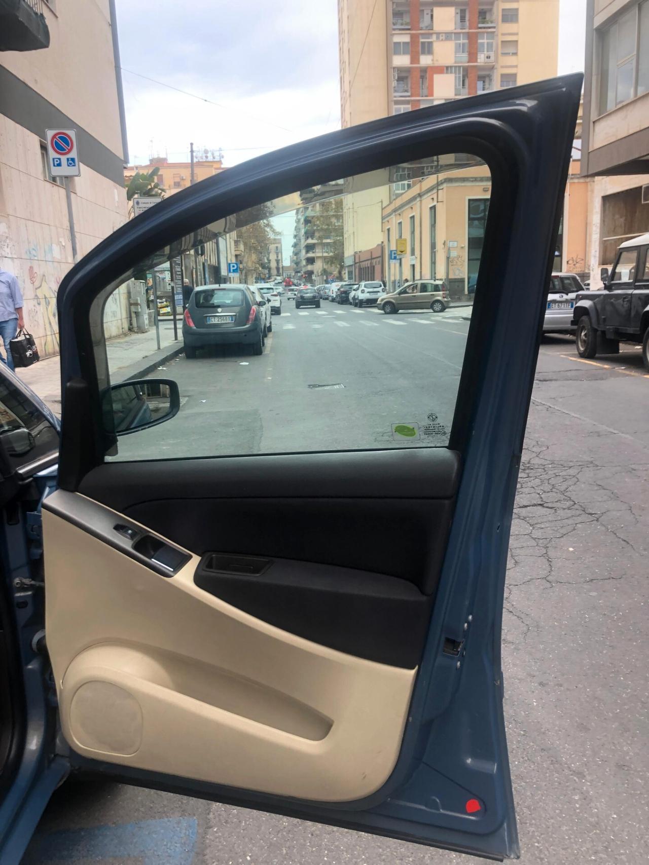 Lancia MUSA 1.3 Multijet 16V 90 CV Platino Plus