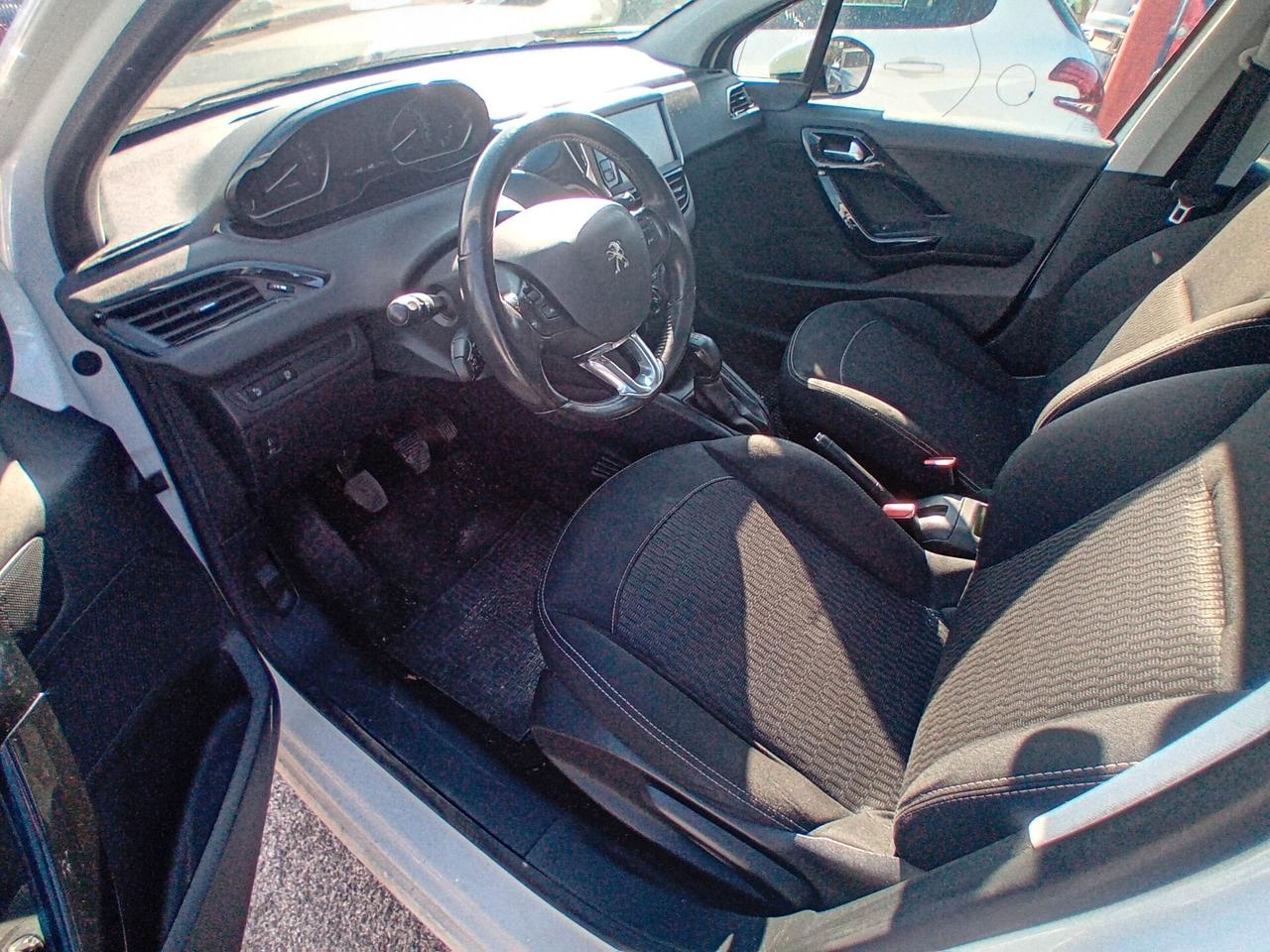 Peugeot 208 PureTech 82 5p. GPL Allure finanzio