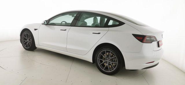 TESLA Model 3 RWD