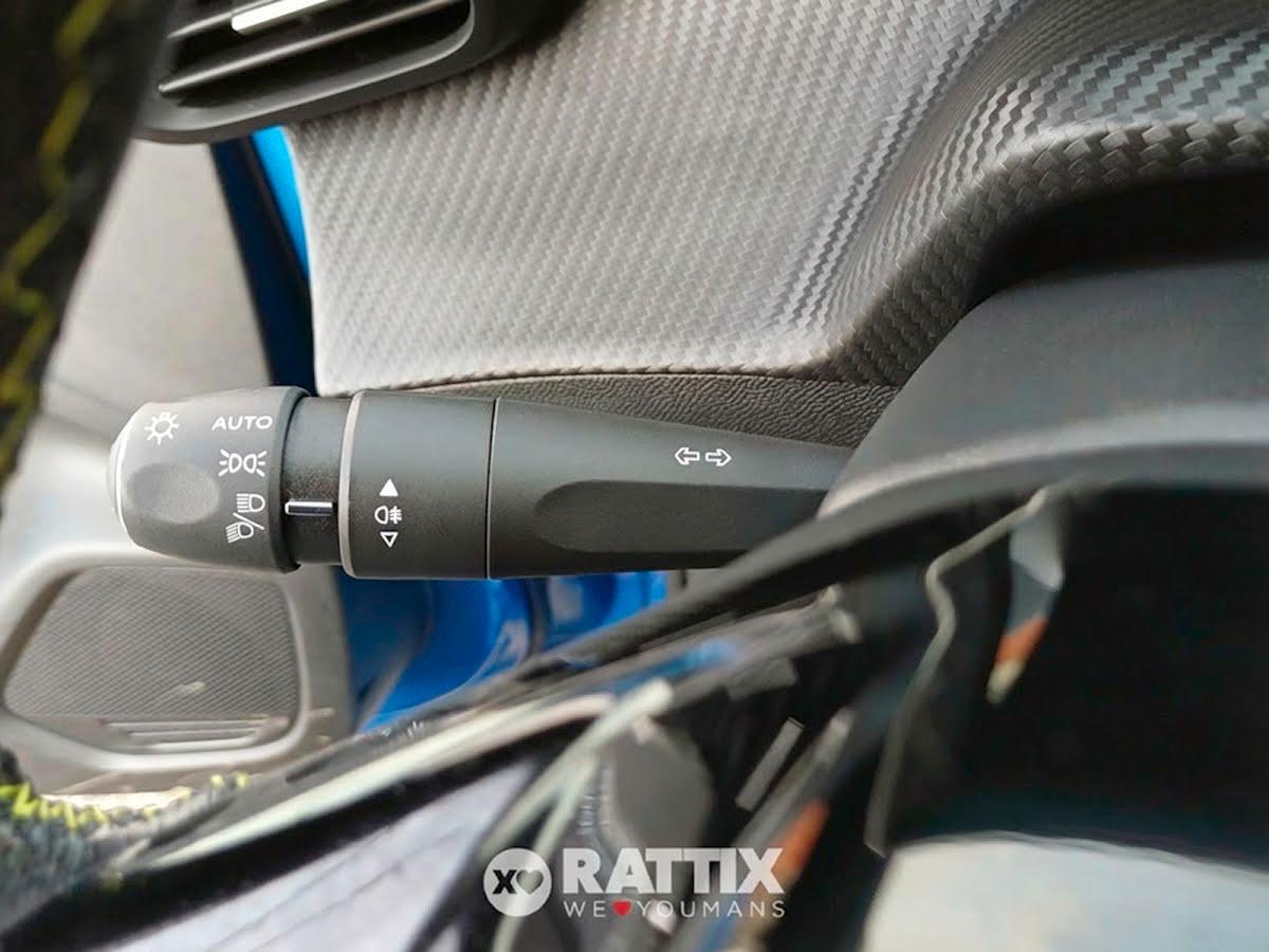 Peugeot e-208 motore elettrico 100kW GT