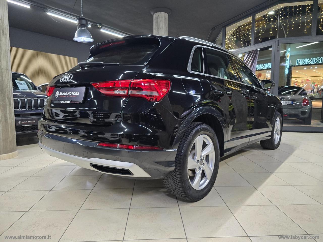 AUDI Q3 35 TDI S tronic