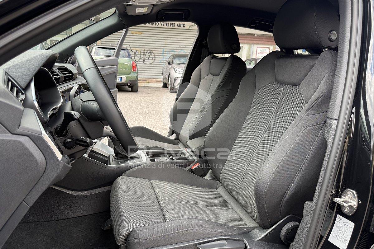 AUDI Q3 SPB 45 TFSI e S tronic Business Plus