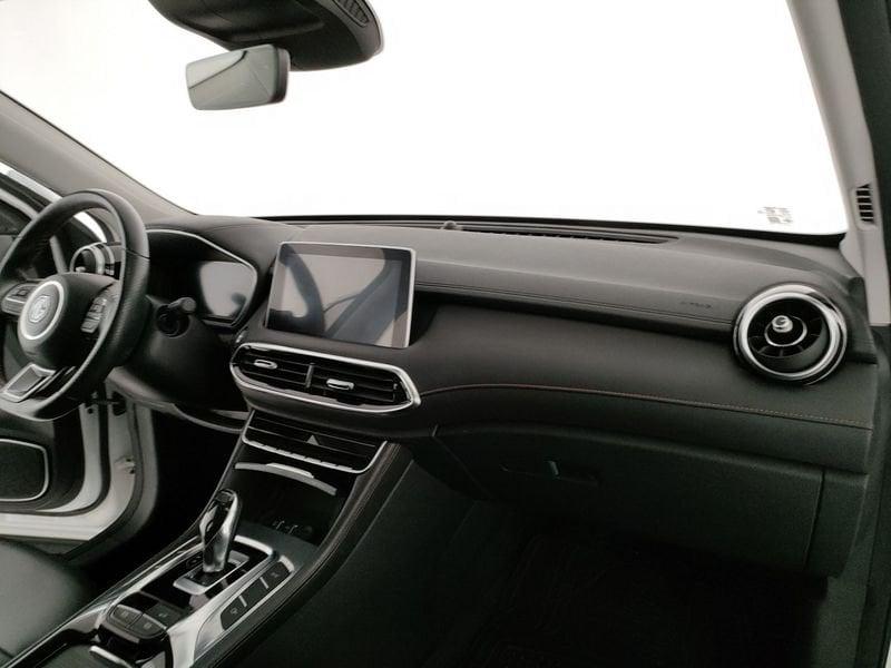 MG EHS Plug-in Hybrid Exclusive