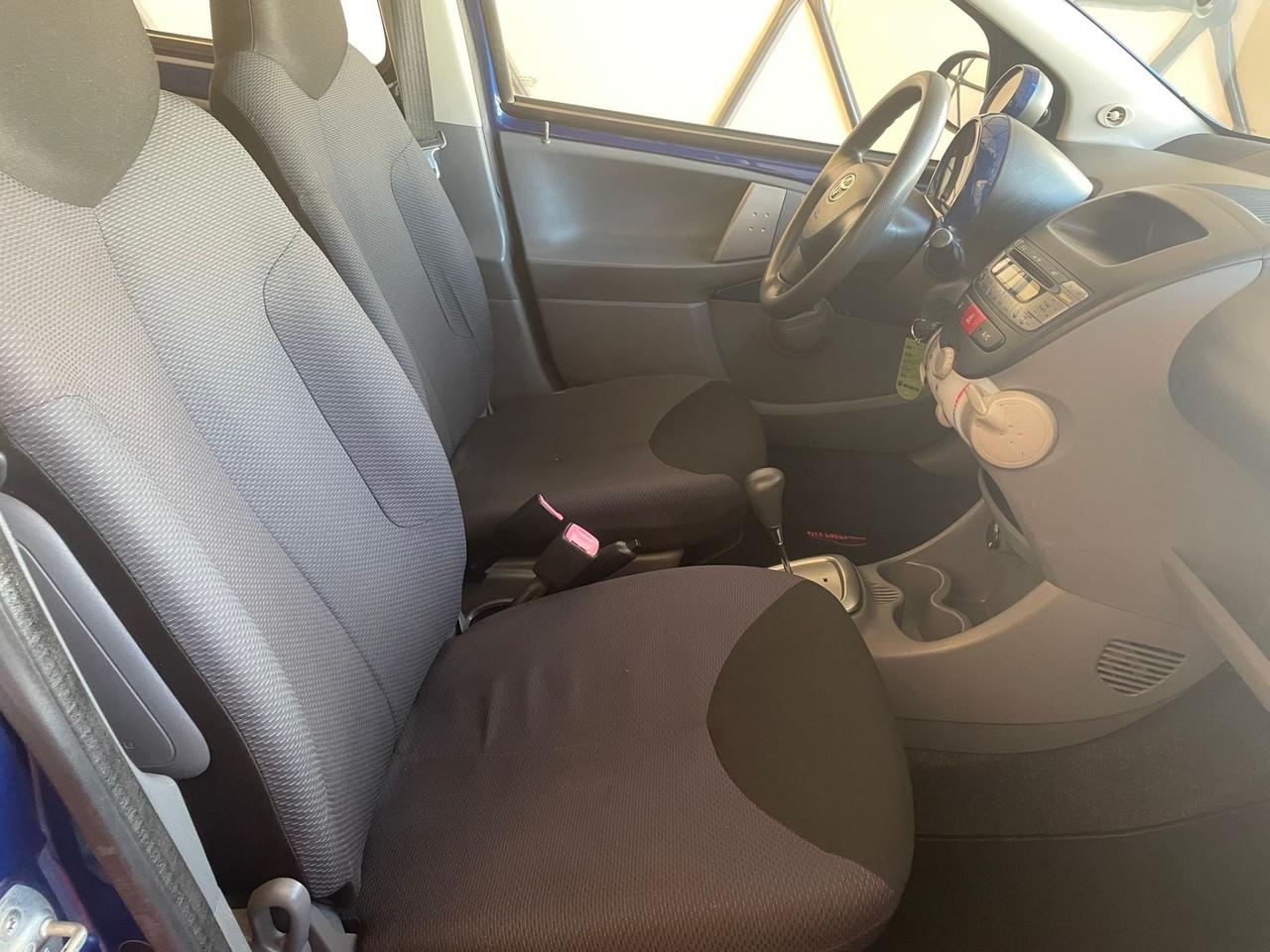 Toyota Aygo 1.0 12V VVT-i 5 porte Now