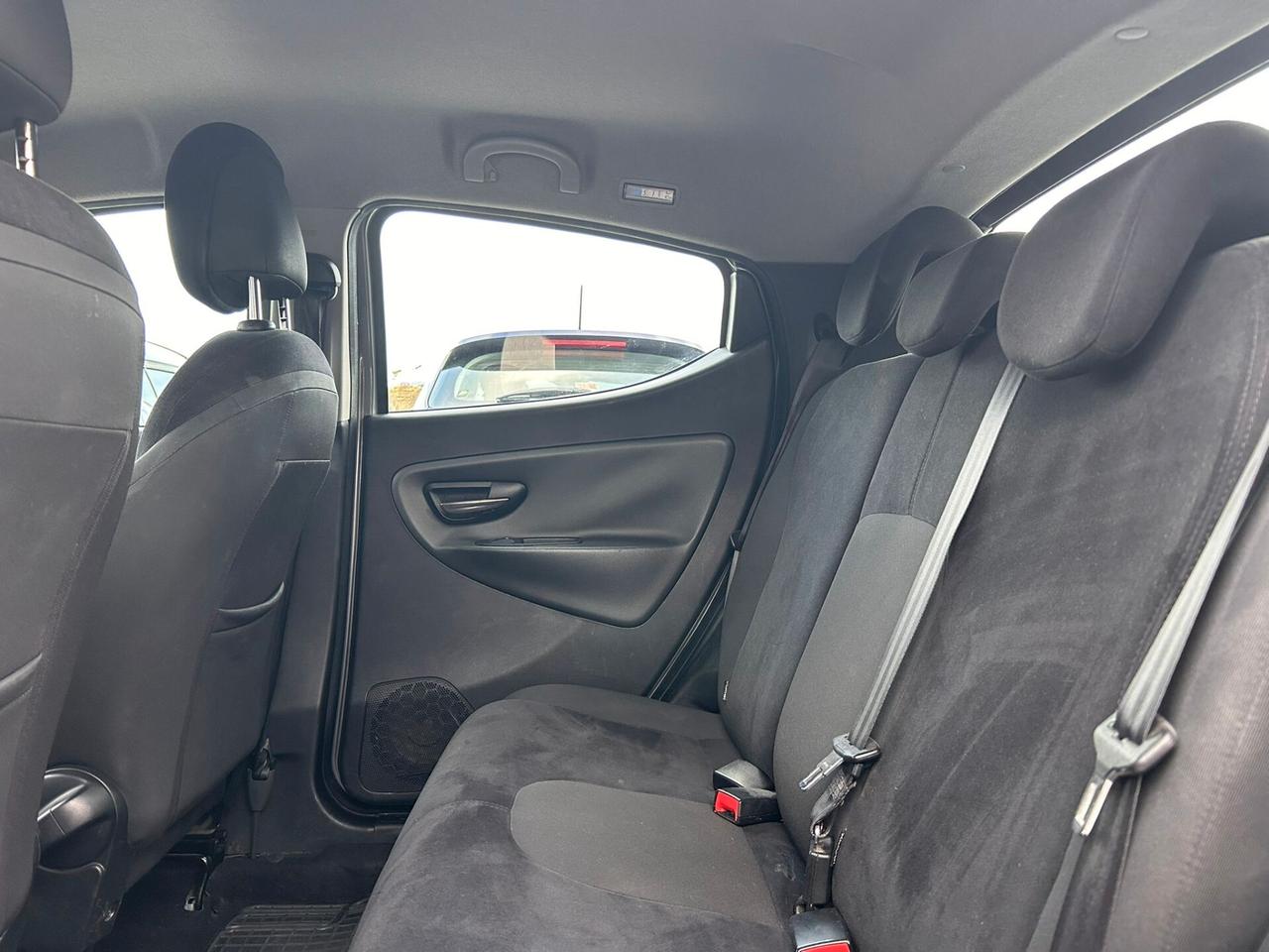 LANCIA Y 1.2GPL 60CV - NEOPATENTATI