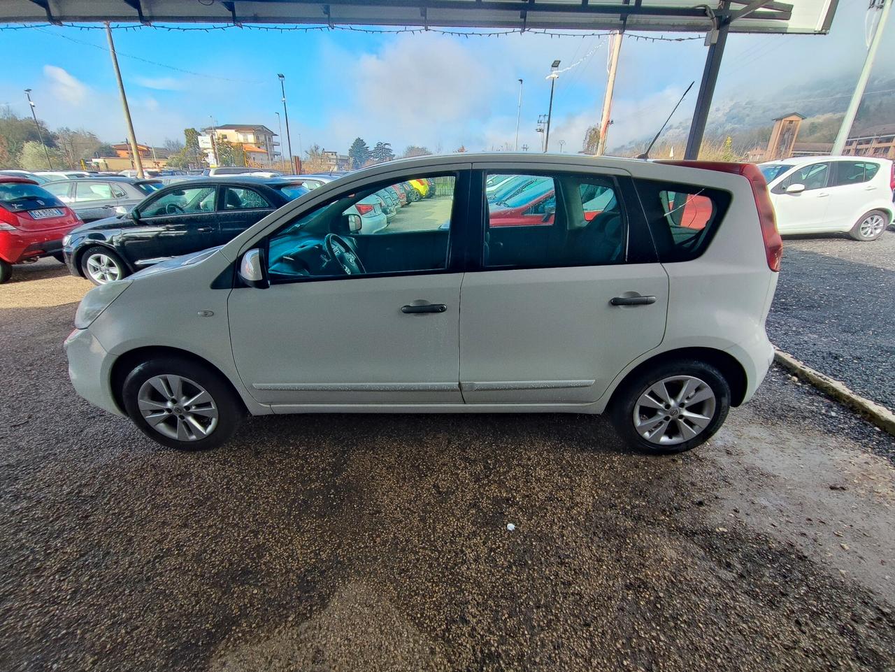 Nissan Note 1.5 dCi 90CV Tekna