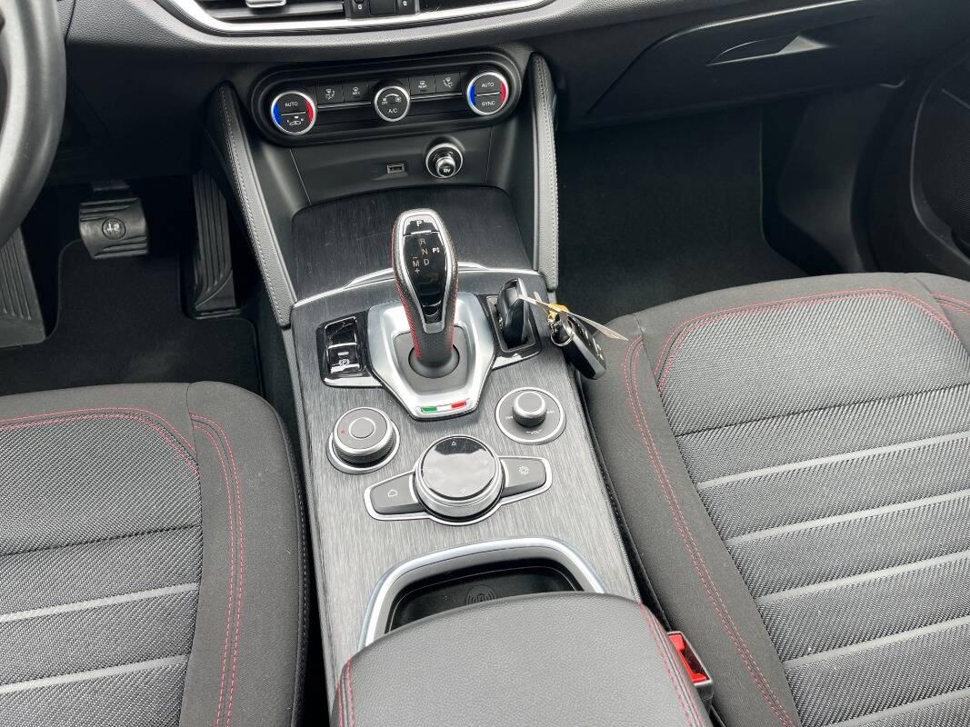 Alfa Romeo Stelvio 2.2 t Rosso Edizione rwd 160cv auto