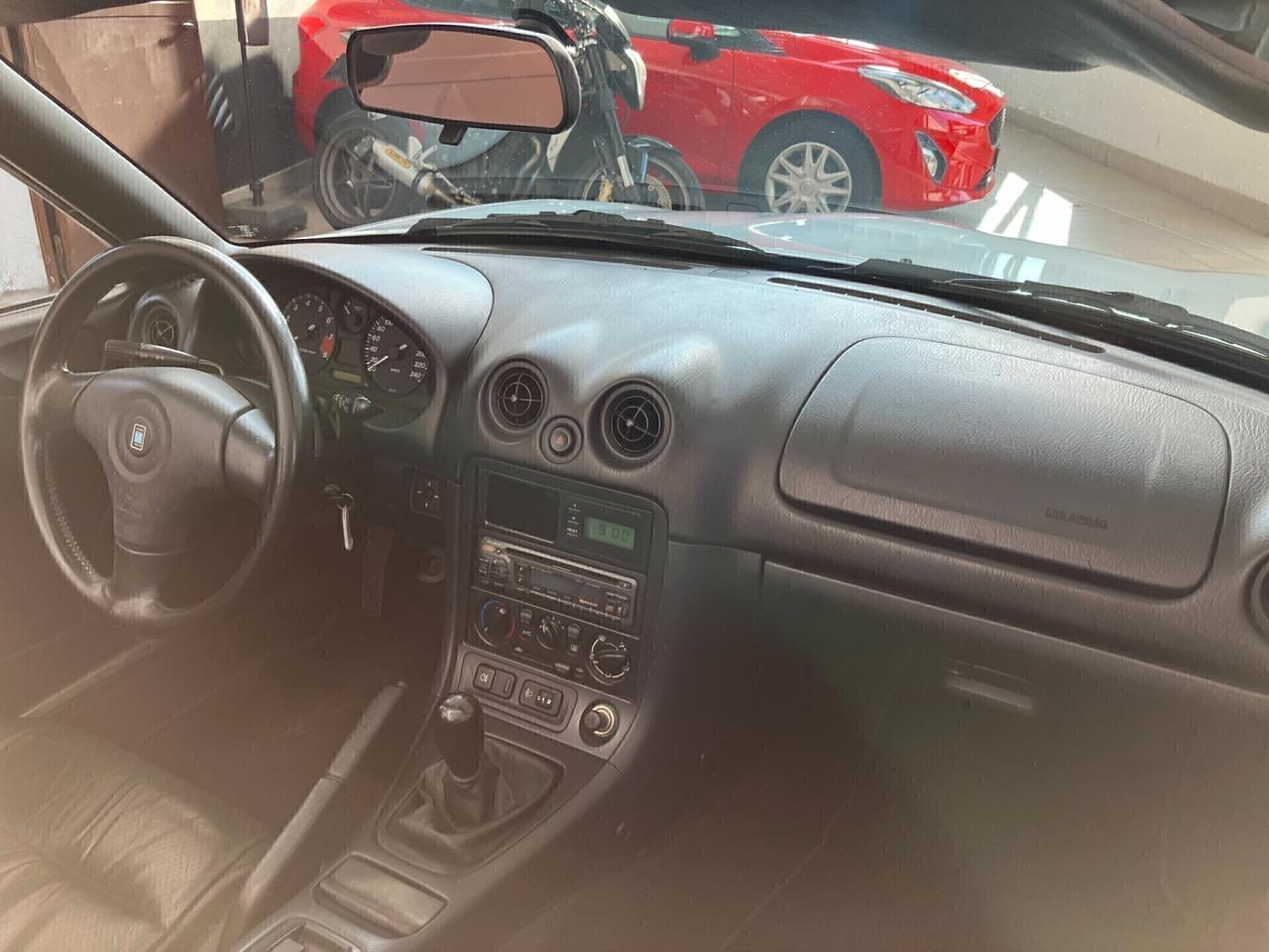 Mazda MX-5 1.6i CLIMA / HARD TOP