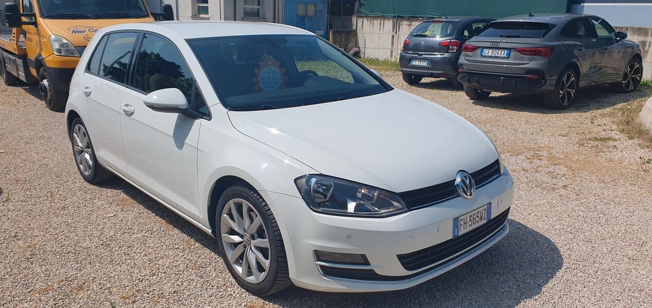 Volkswagen Golf 1.6 Tdi 110 CV DSG 5p. Executive
