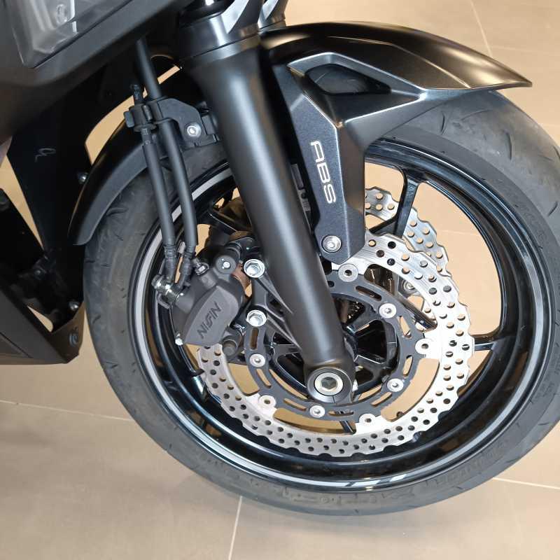 Kawasaki Ninja 650 - 2025