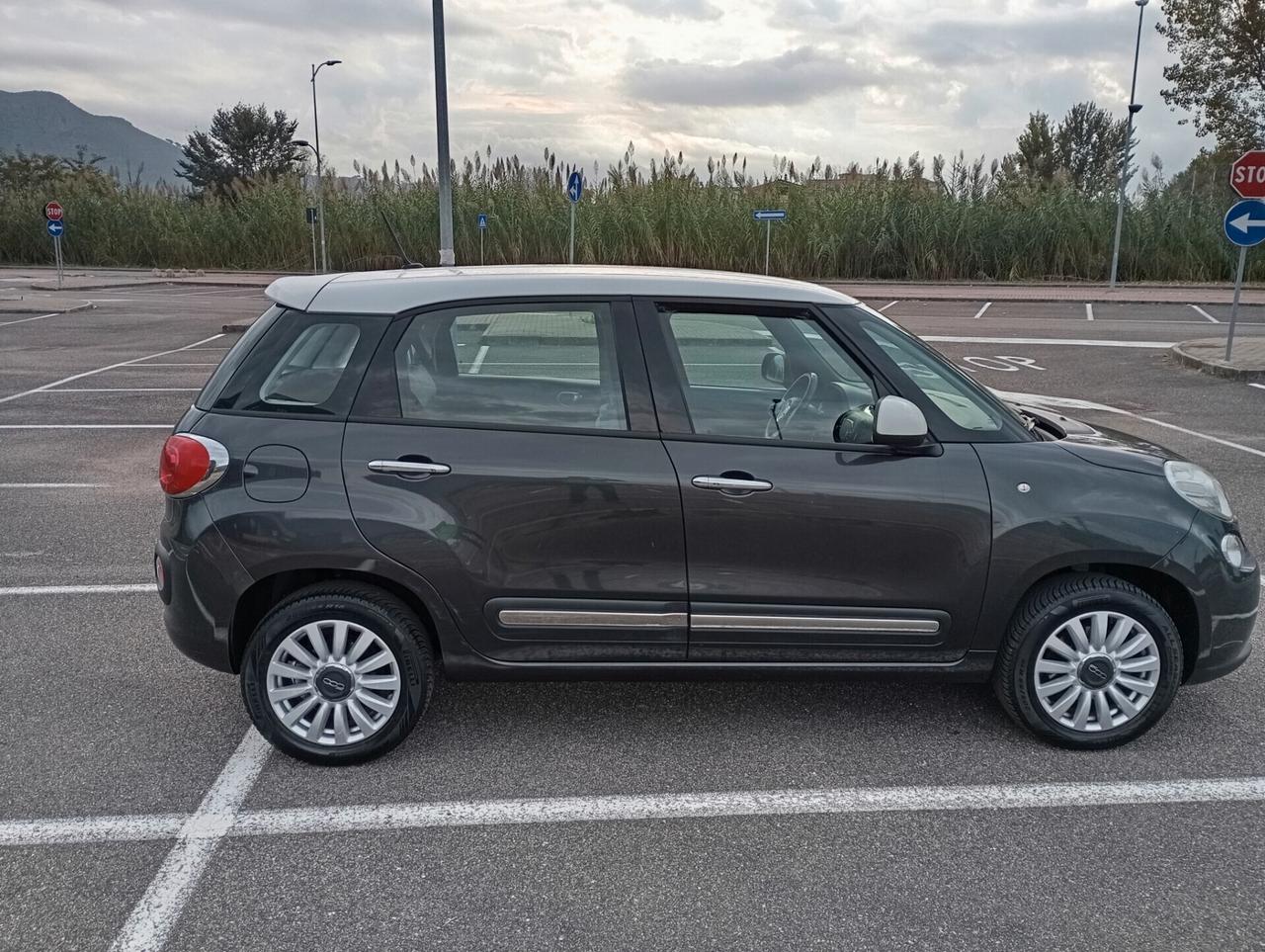 Fiat 500L 0.9 TwinAir Natural Power Lounge-2014