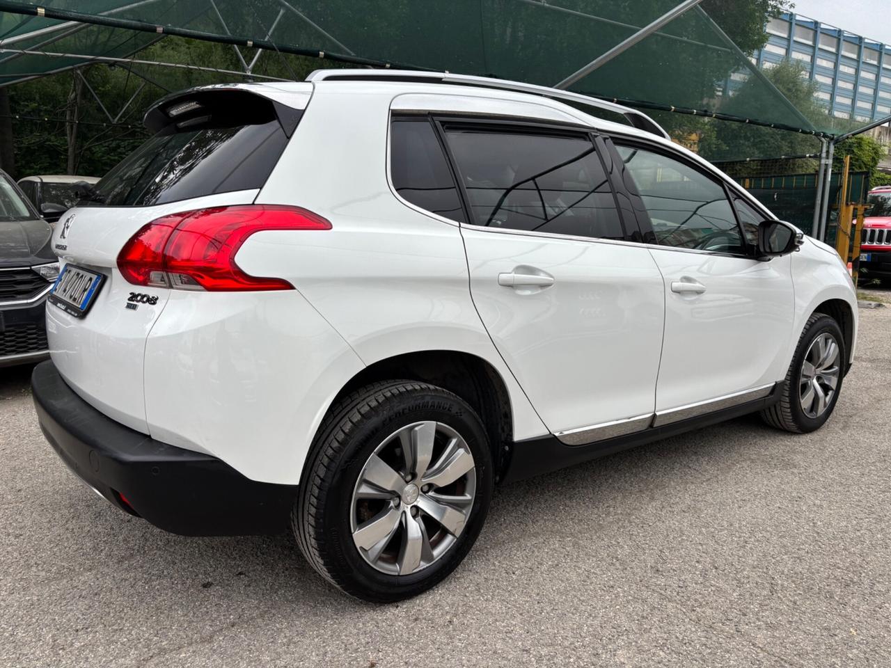Peugeot 2008 1.6 hdi 92 CV Allure OK NEOPATENTATI