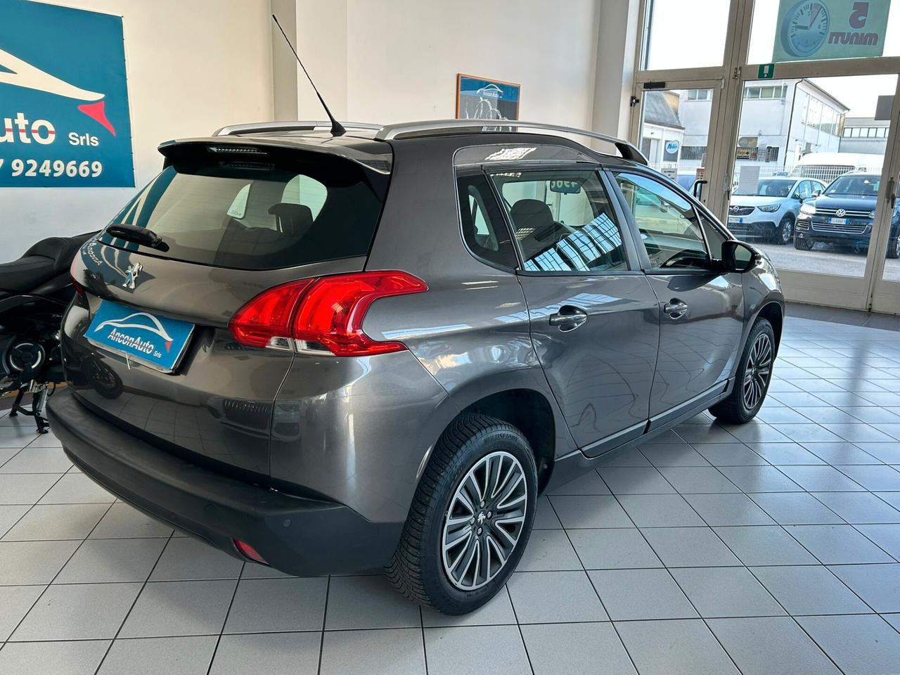 Peugeot 2008 1.2B X NEOPATENTATI 2014