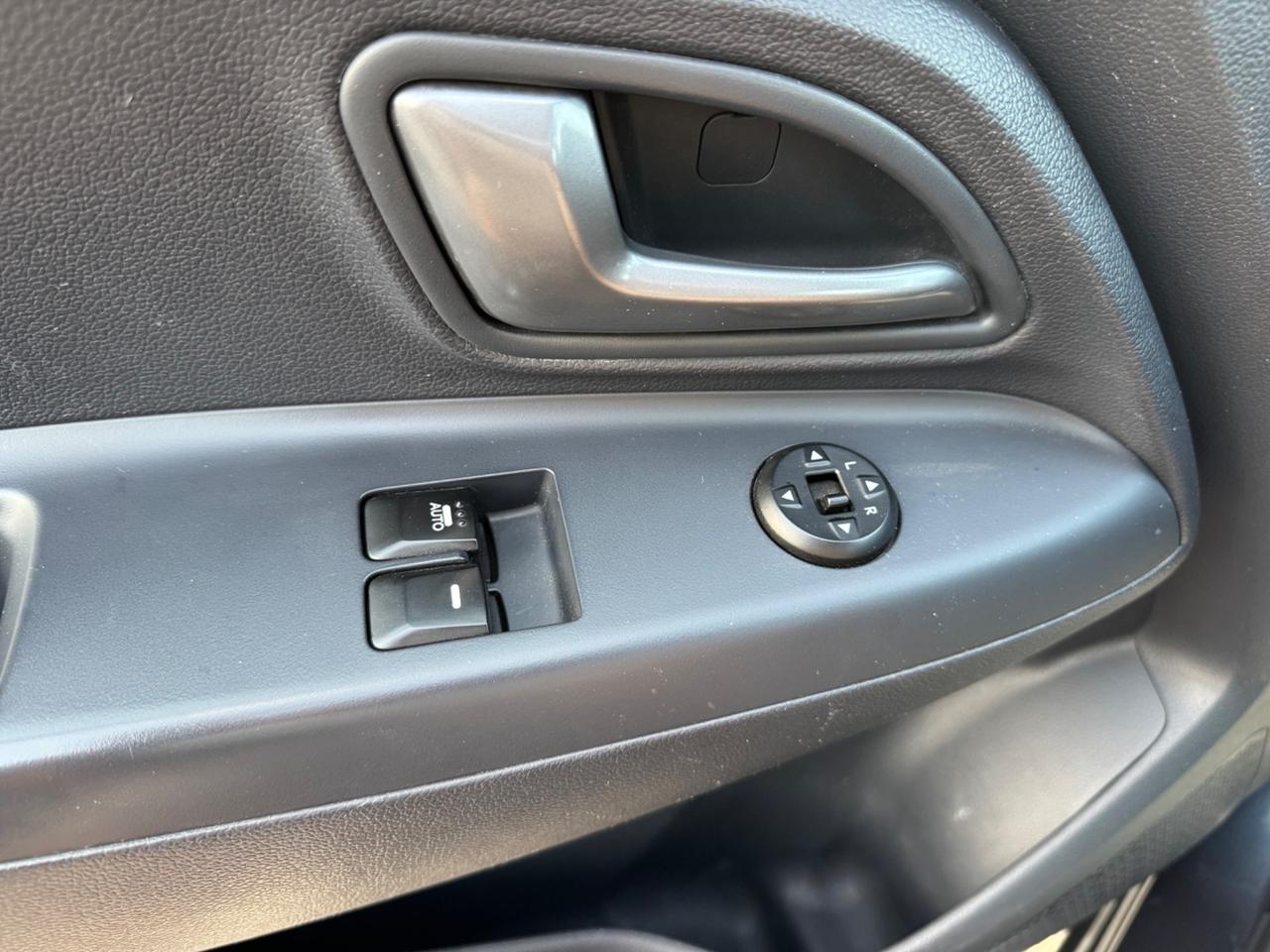 Kia Rio 1.4 CRDi 90CV NEOPATENTATI