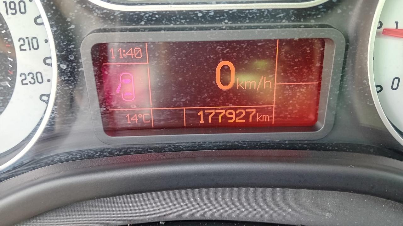 Fiat 500L-1.3 mjt-lounge- full-2015