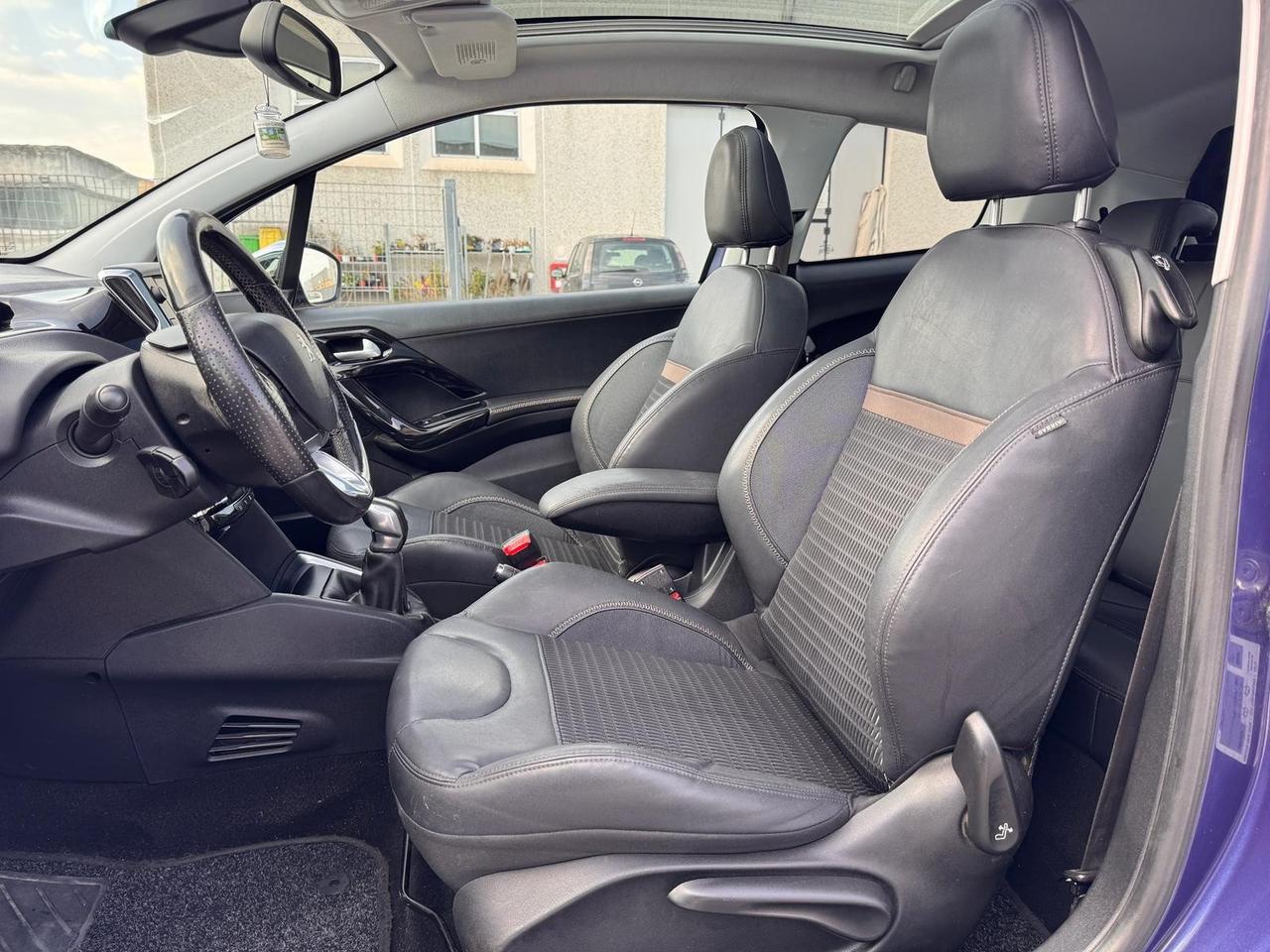 Peugeot 208 1.4 HDi Allure AUTO IN CONTOVENDITA