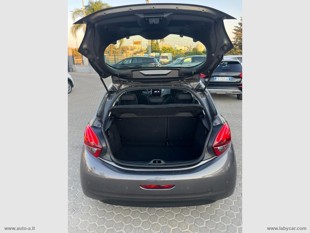PEUGEOT 208 BlueHDi 75 5p. Allure