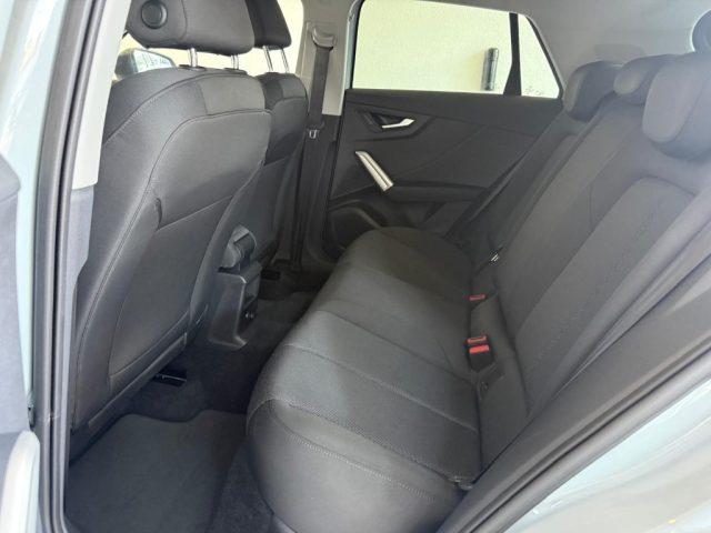 AUDI Q2 35 TDI S tronic Business Advanced