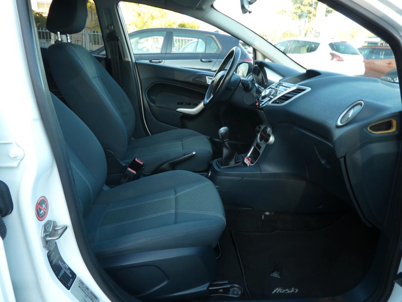 Ford Fiesta 1.4 5p. Bz.- GPL Titanium OK NEOPATENTATI