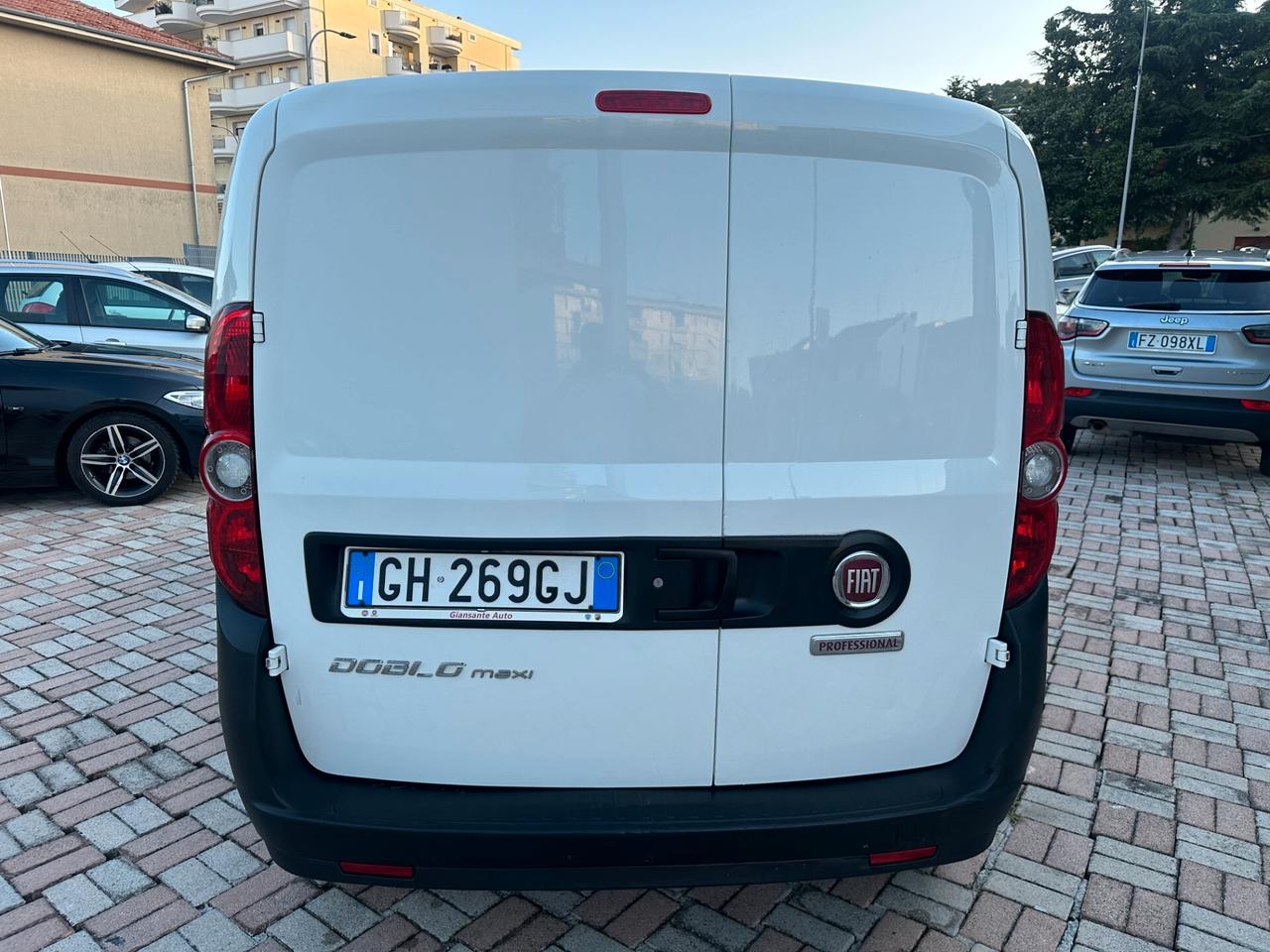 Fiat Doblo Doblò 1.6 MJT 105CV S&S PL-TN Cargo Maxi Lounge