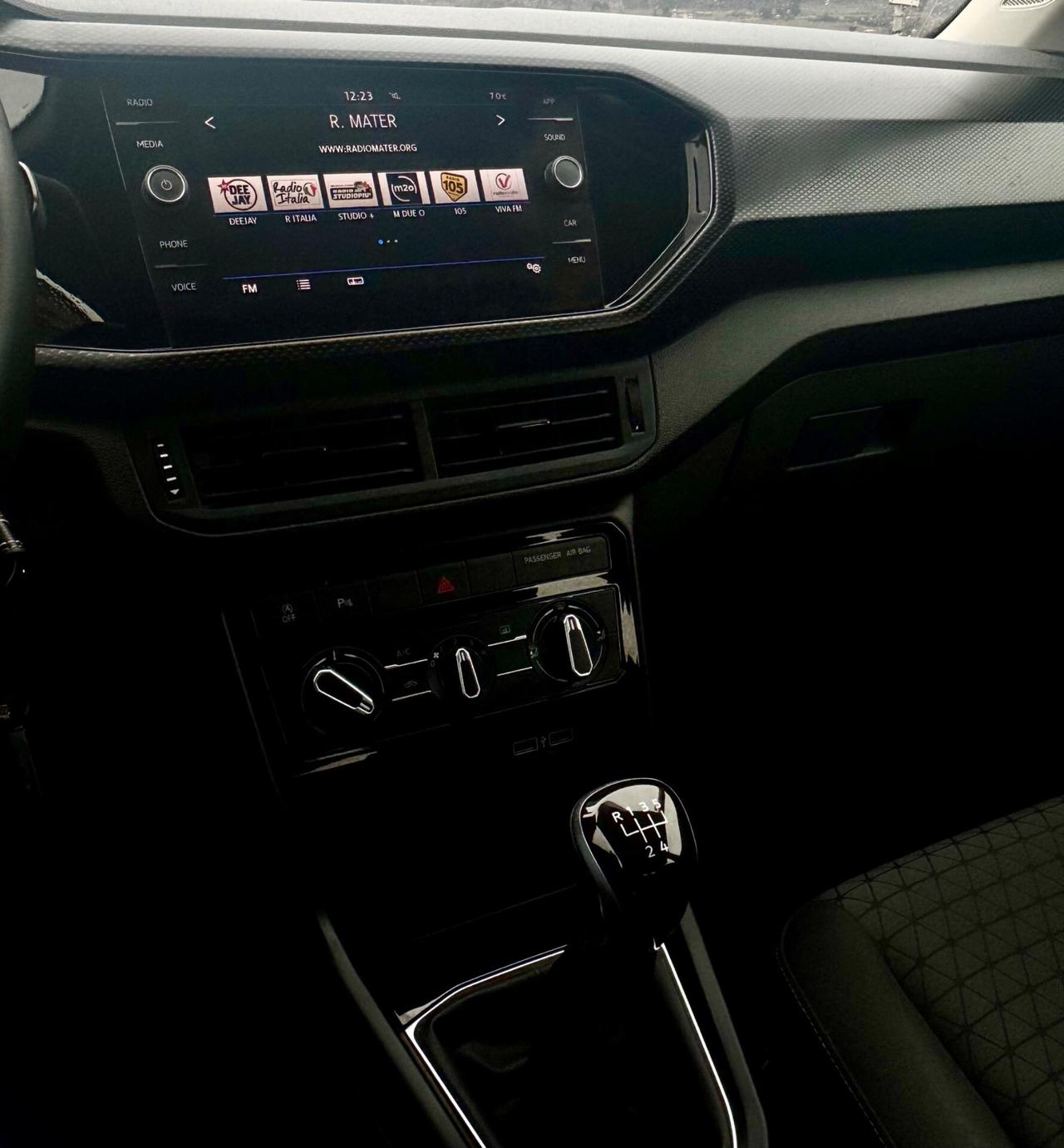 Volkswagen T-Cross 1.6 TDI 2019 SOLO 90.000km