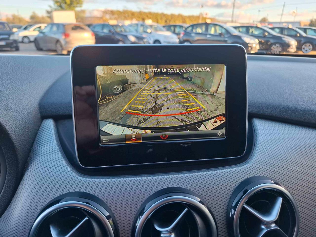 Mercedes-benz B 180 d Sport - 2016 LED/NAVI/RETRO