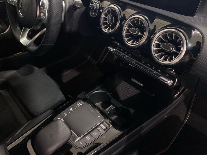 Mercedes Classe A 180 180 D Premium 8G-DCT