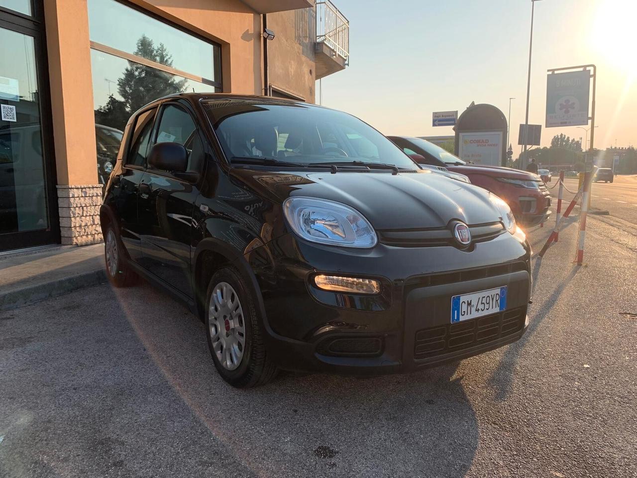 Fiat Panda 1.0 FireFly S&S Hybrid Uniprop. Neopat.