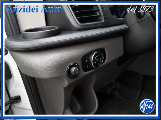 FORD Transit 2.0 EcoBlue 130CV L3H2 9 Posti Trasporto Disabili