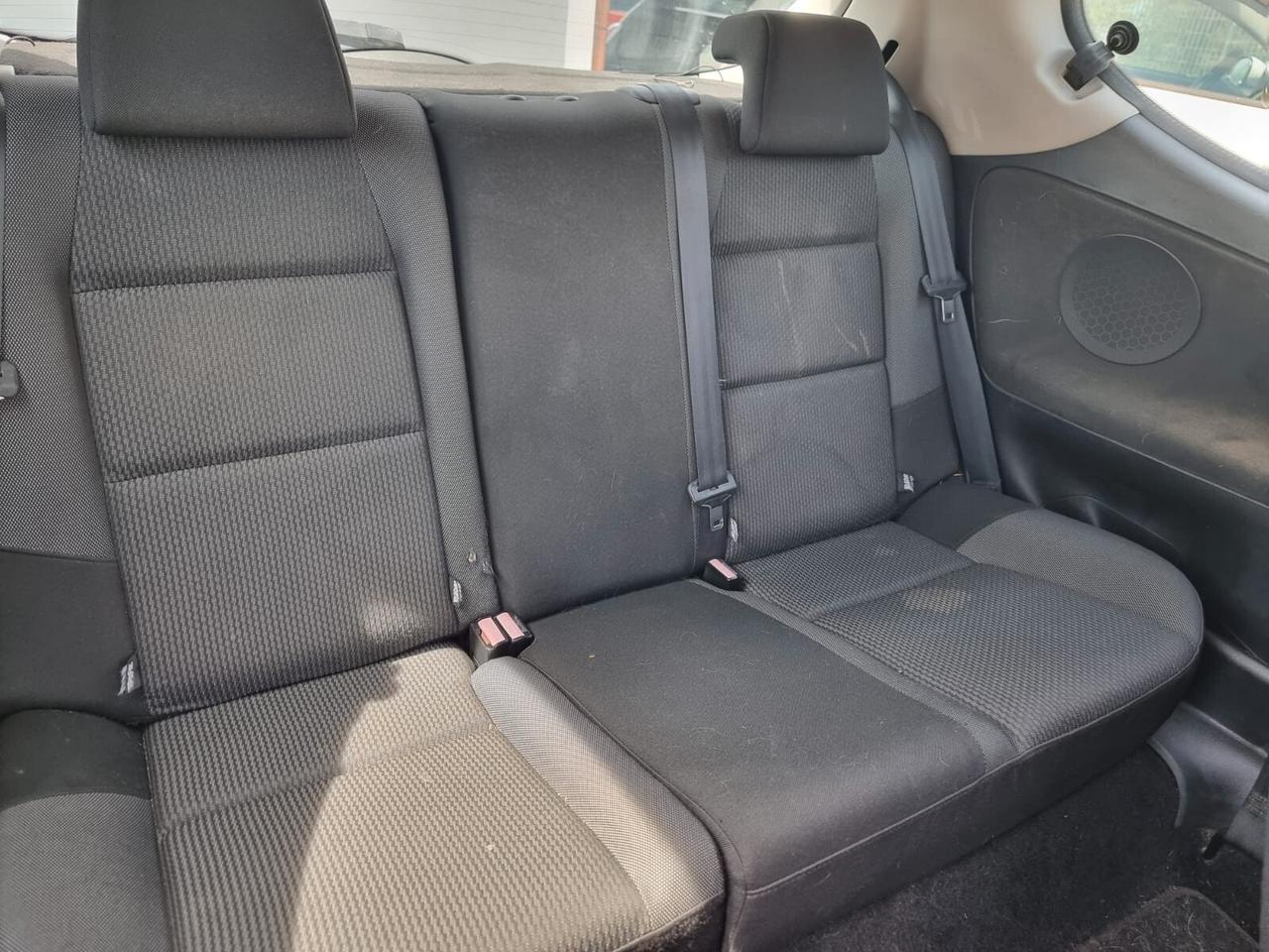 Peugeot 207 1.4 HDi 70CV 3p. Access NEOPATENTATI