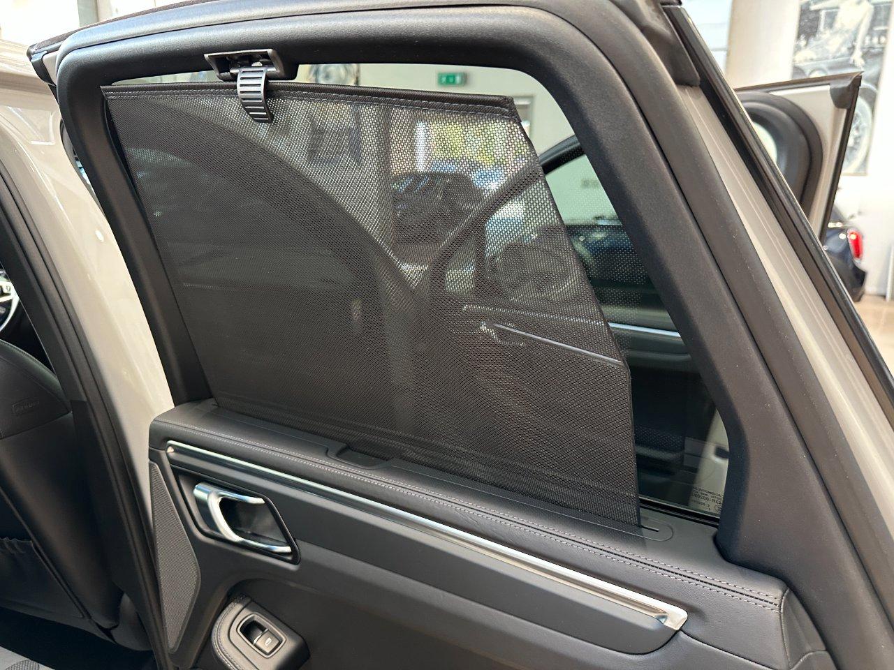 Porsche Macan 2.0 PDK-21"-Tetto-Scarichi-PASM-Sedili Vent-Bose