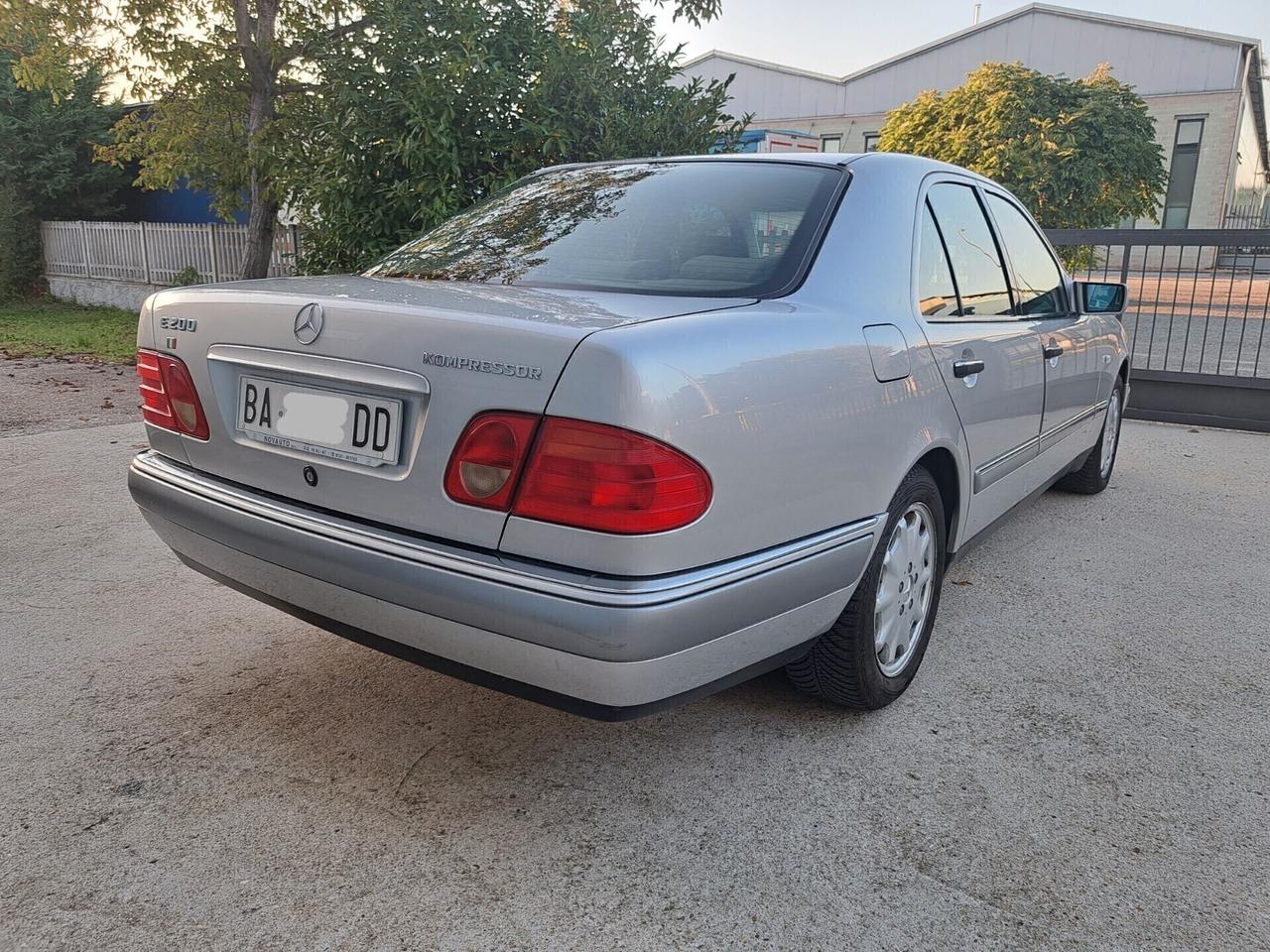 Mercedes-benz E 200 kompressor W210 186 cv