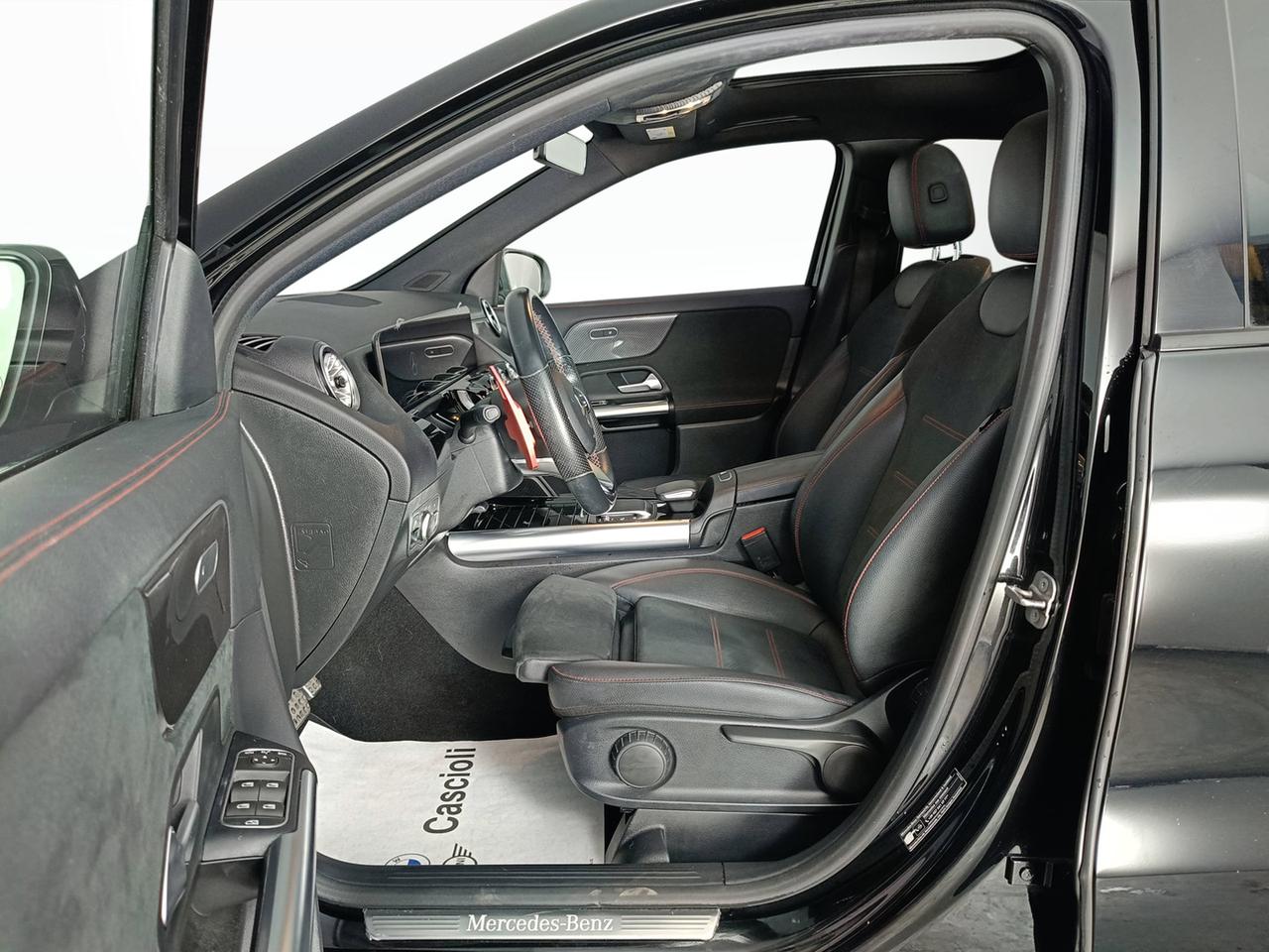 Mercedes-Benz GLA-H247 2020 - GLA-H247 2020 - GLA 180 d Premium auto