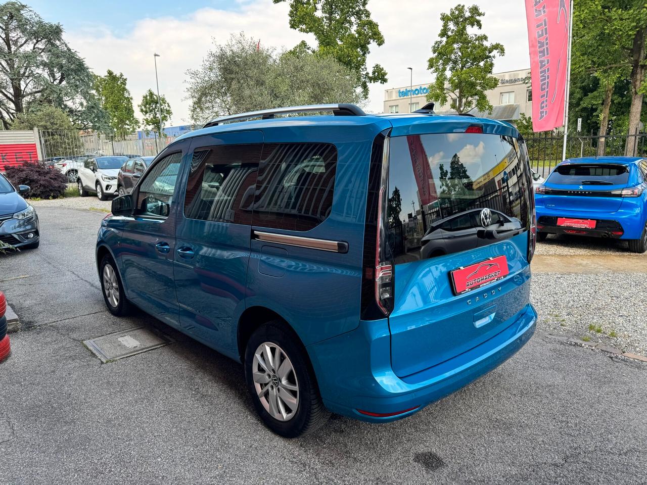 Volkswagen Caddy 2.0 TDI 122 CV Life n1 5 posti