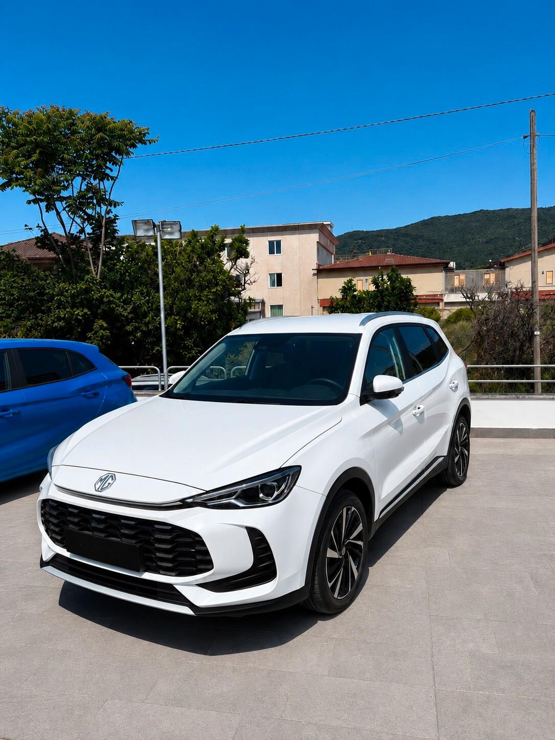 MG ZS 1.5 HYBRID LUXURY *SENZA OBBLIGO DI FINANZIAMENTO*