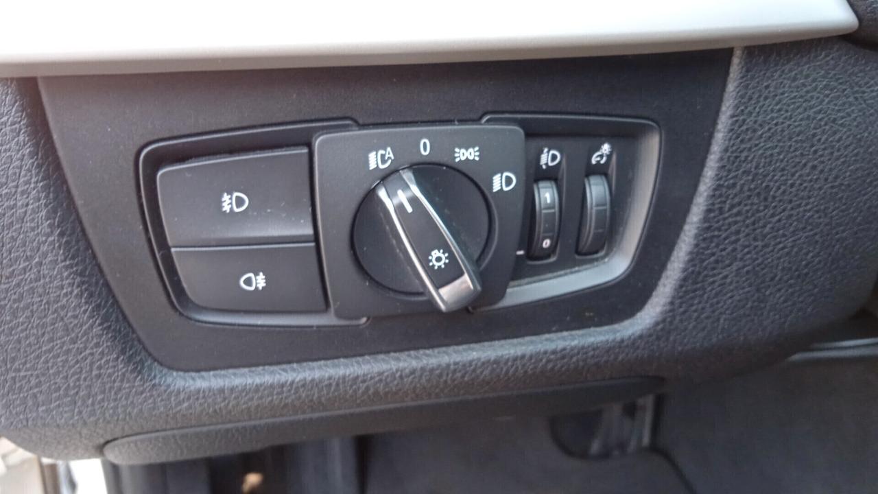 Bmw 318 318d Touring Business Advantage aut.