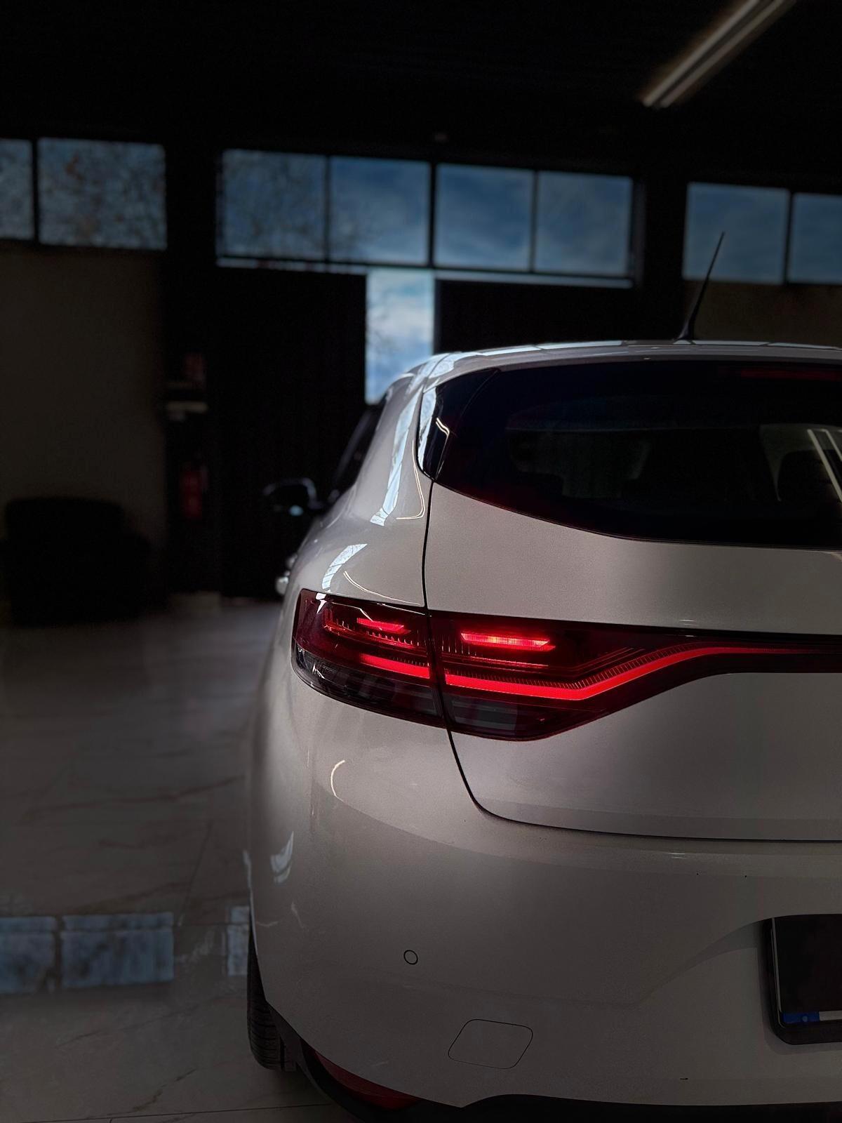 Renault Mégane Blue dCi 115 CV R.S. Line