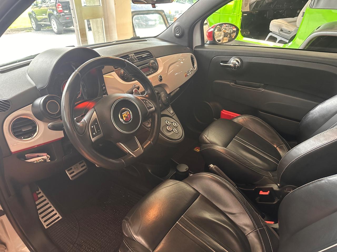 Abarth 500 C 1.4 Turbo T-Jet MTA Bicolore