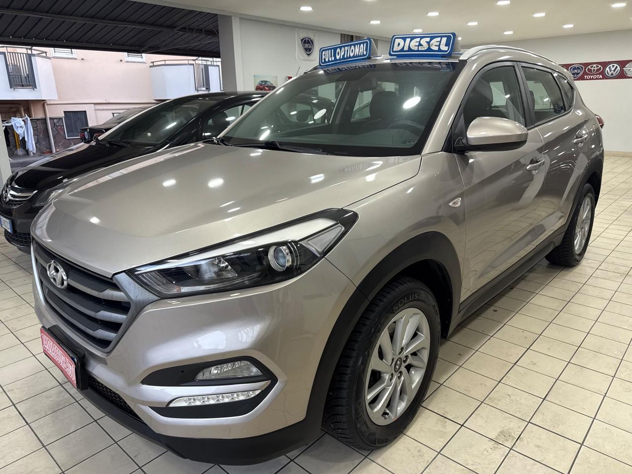 Hyundai Tucson 1.7 2018 full optional