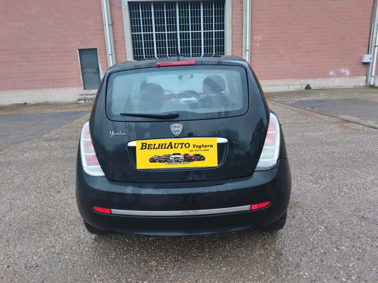 Lancia Ypsilon 2011---1.2 Benzina Neopatentati