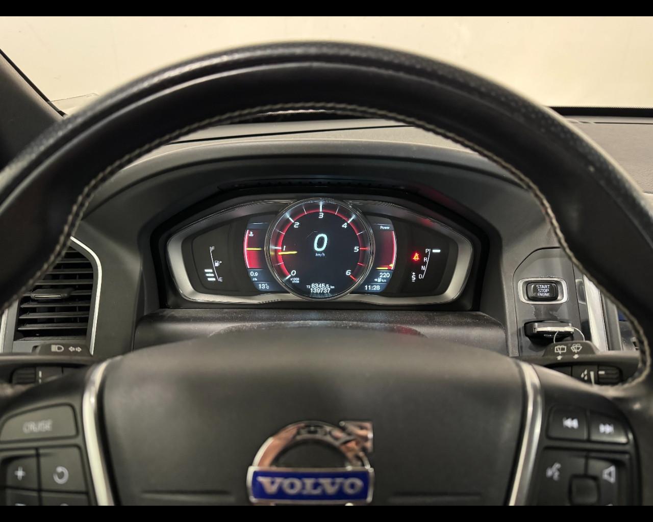 VOLVO XC60 D4 GEARTRONIC R-DESIGN