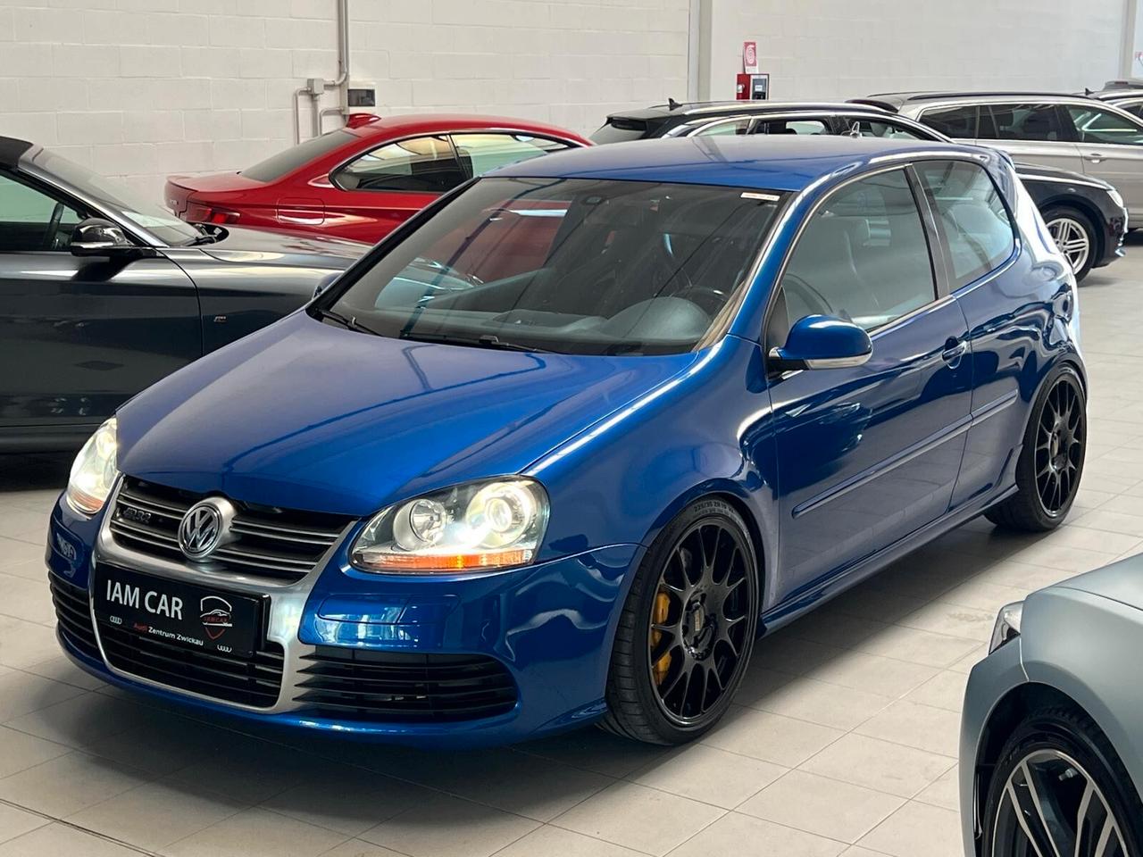 Volkswagen Golf 3.2 VR6 4mot. 3p. DSG R32