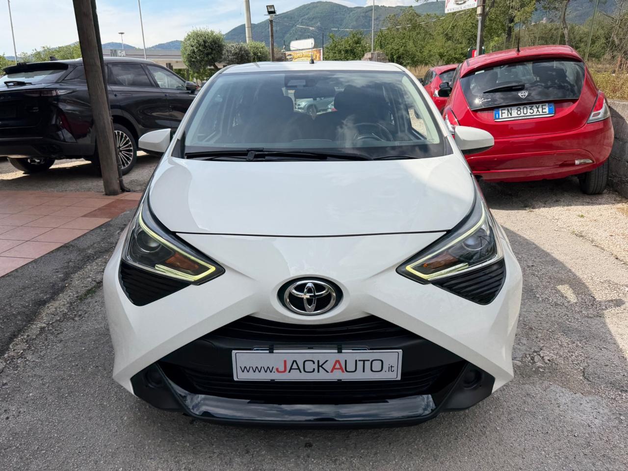 Toyota Aygo 1.0 VVT-i 72 CV 5 porte x-cool