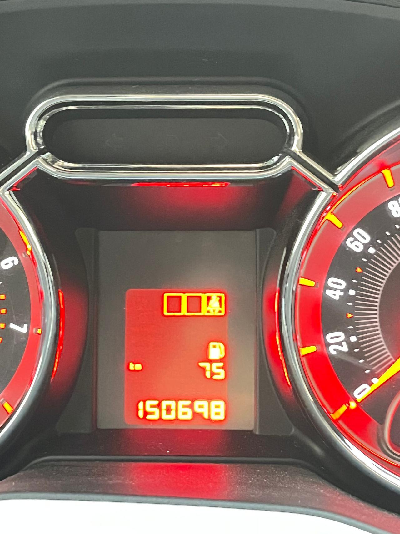 OPEL ADAM 1.2 BENZINA 3 PORTE ANCHE PER NEOPATENTATI - 2013