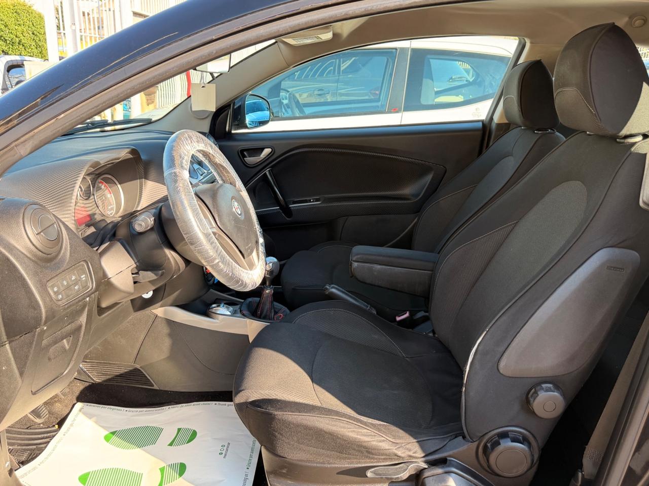 Alfa Romeo MiTo 1.3 JTDm-2 95CV Distinctive