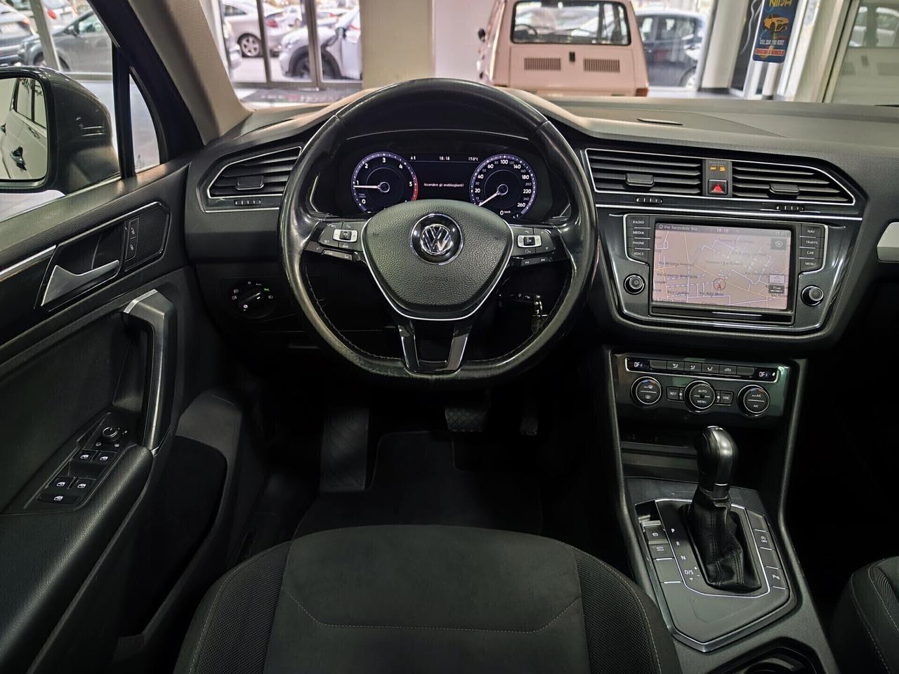 Volkswagen Tiguan 2.0 TDI 150cv DSG RLINE TETTO UNICO PROPRIETARIO