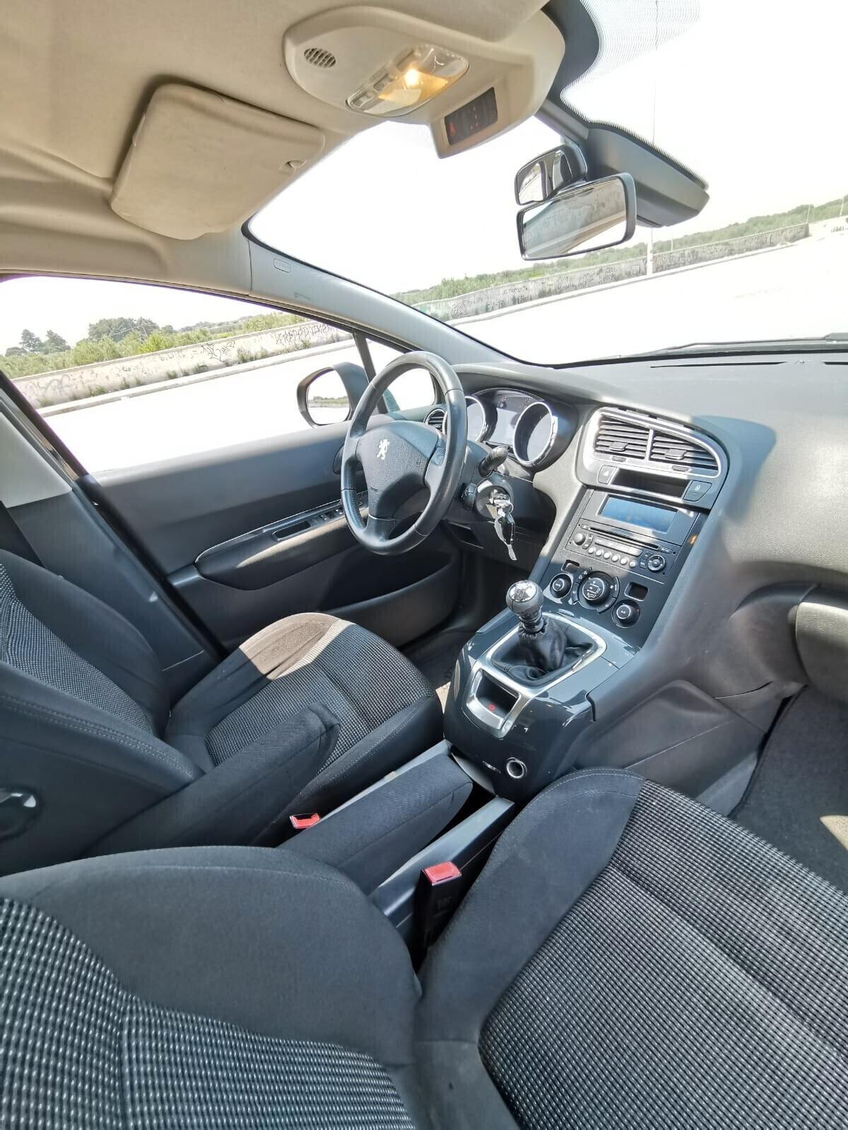 Peugeot 5008 2.0 HDi 150CV Active 2013