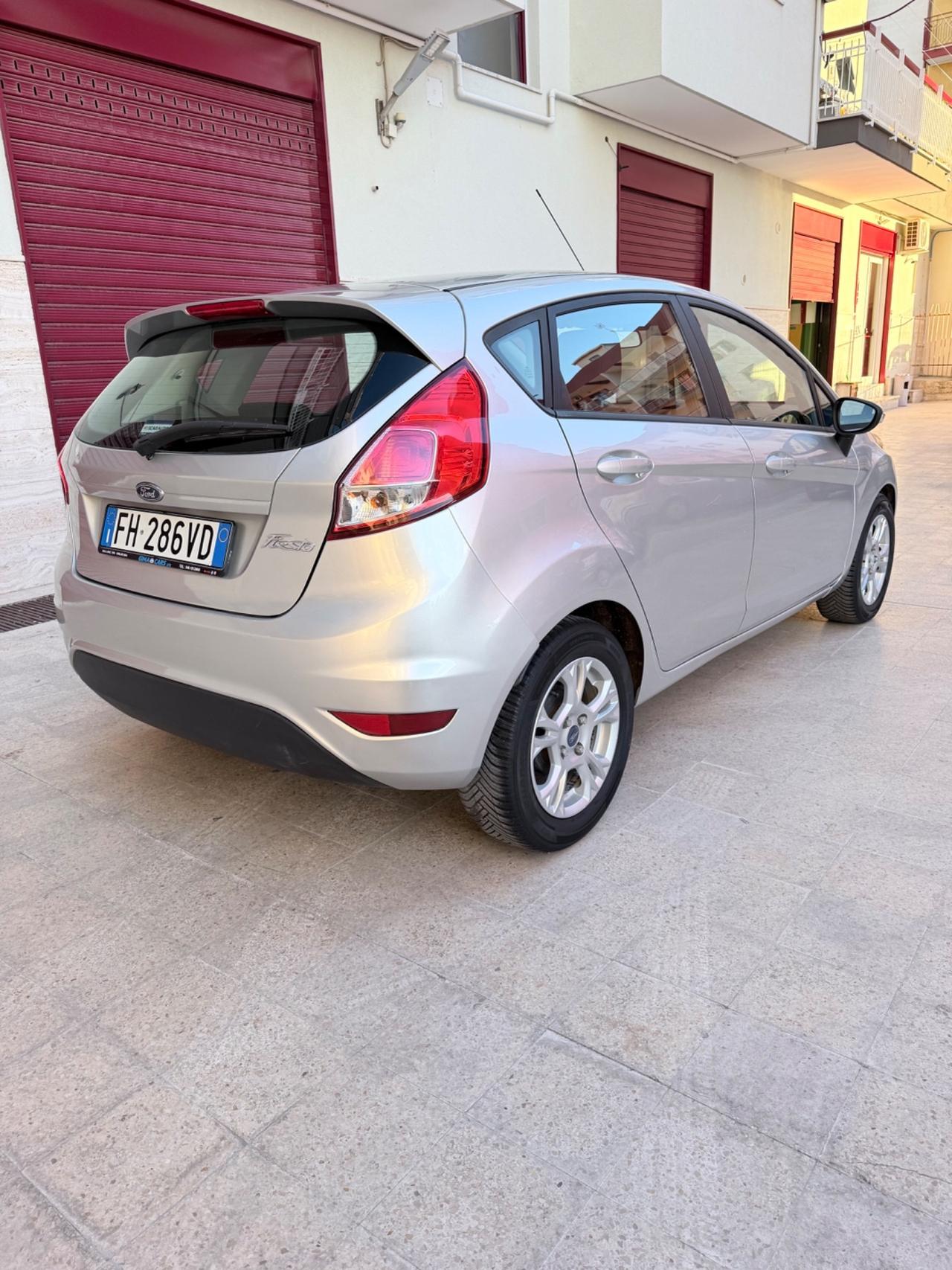 Ford Fiesta 1.5 TDCi Diesel 75CV