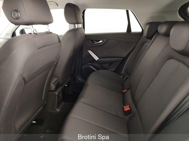 Audi Q2 35 TFSI S tronic Identity Black
